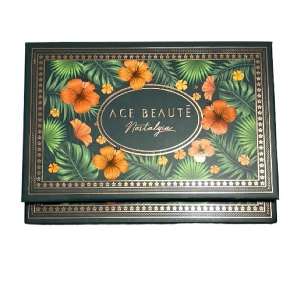 New! Ace Beaute Nostalgia Eyeshadow Palette - Picture 5 of 7